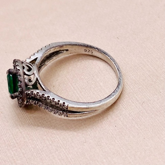 925 Sterling Silver Green & White Topaz Halo Ring - Picture 12 of 14
